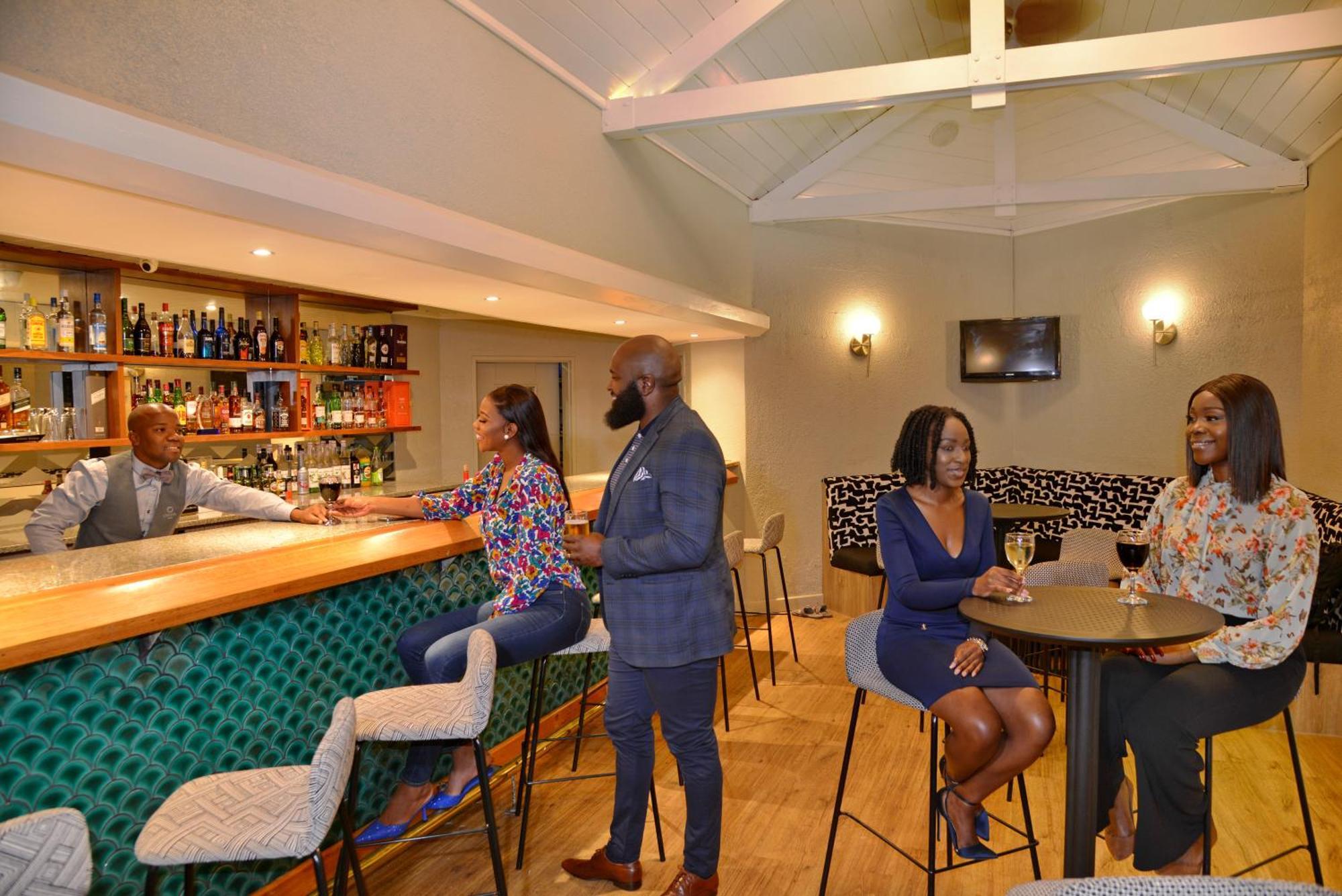 Cresta Lodge Harare Exterior foto